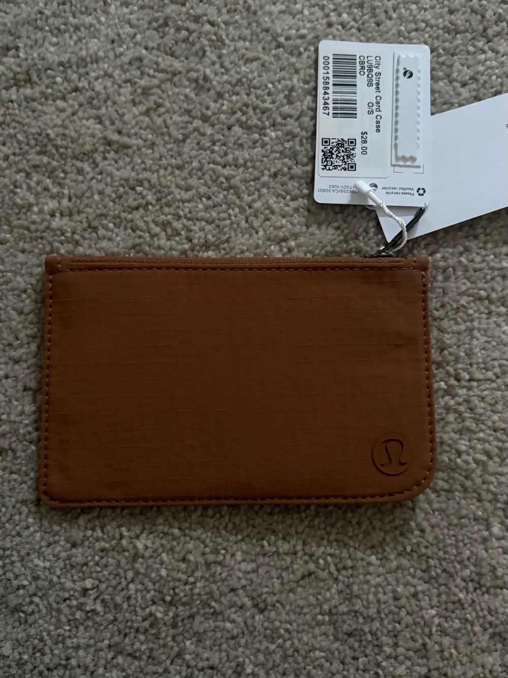 Lululemon City Street card case NWT CBRO